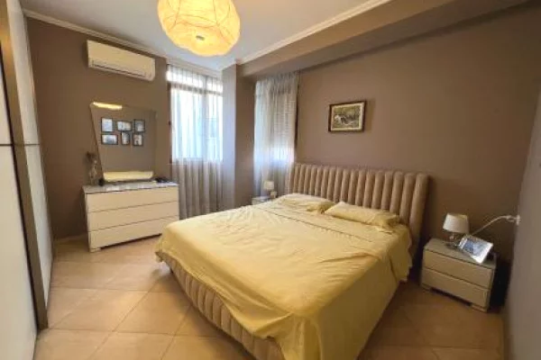 Shtepi me qera 1+1 ne Tirane - 500 Euro