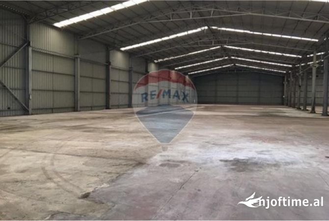 Ambient biznesi ne shitje 4+1 ne Tirane - 2,500,000 Euro