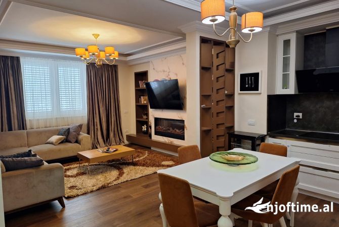 Casa in affitto 2+1 a Tirana - 1,300 Euro