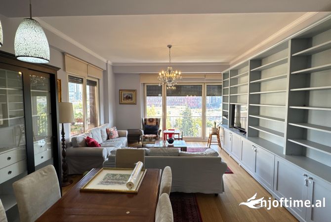 Shtepi me qera Apartament ne Tirane, 3+1, Mobilimi E mobiluar, Pagesa 3,000  Euro.