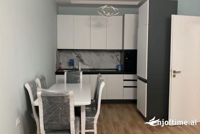 Shtepi me qera 1+1 ne Tirane - 500 Euro