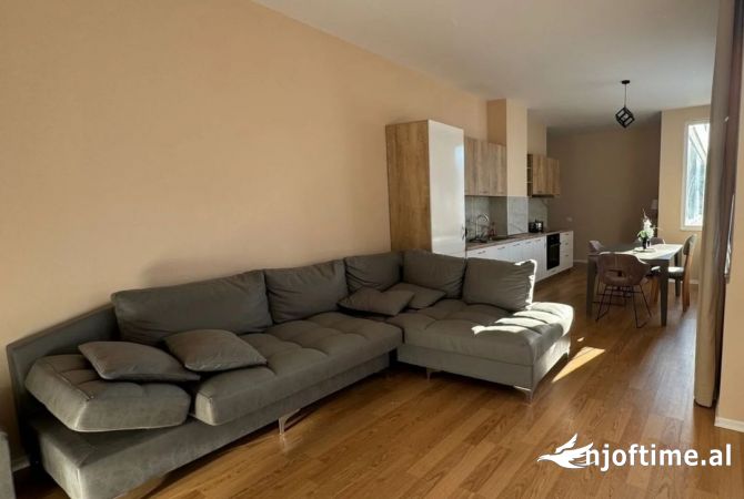 Shtepi ne shitje 1+1 ne Tirane - 130,000 Euro