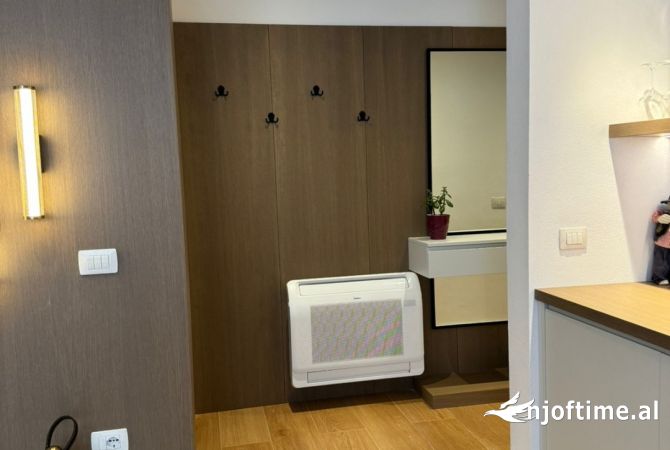 Shtepi ne shitje Apartament ne Pogradec, 1+1, Mobilimi E mobiluar, Pagesa 105,000  Euro.