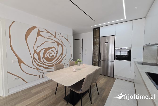 Casa in affitto 1+1 a Tirana - 900 Euro