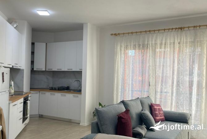 Shtepi me qera 1+1 ne Tirane - 600 Euro