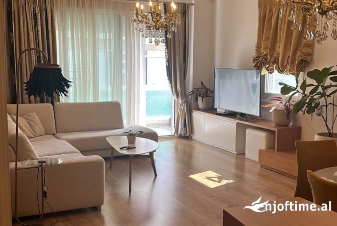 Shtepi ne shitje 2+1 ne Tirane - 230,000 Euro