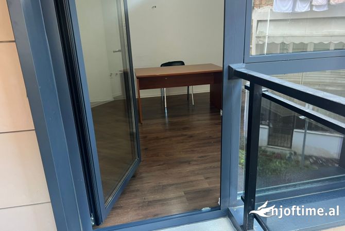 ⚜️Zyre per Qira  📍prane Rruges se Kosovareve  