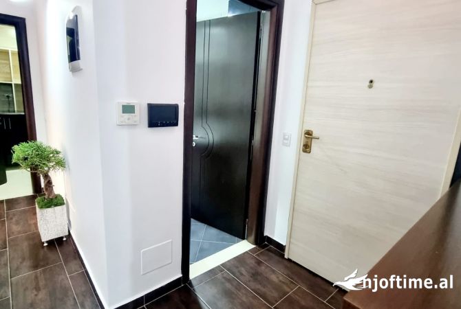 Shtepi me qera Apartament ne Tirane, 2+1, Mobilimi E mobiluar, Pagesa 65,000  Leke.