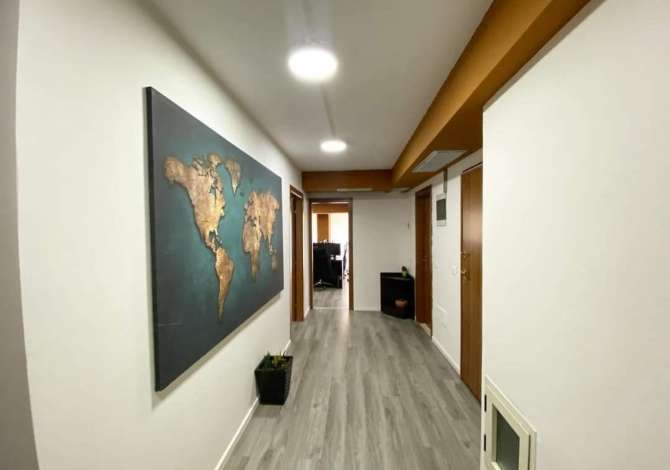 Ambient biznesi me qera 3+1 ne Tirane - 3,000 Euro