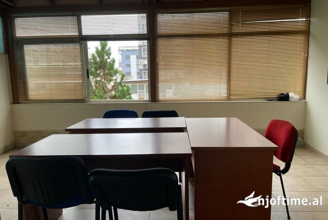 Shtepi ne shitje 2+1 ne Tirane - 310,000 Euro