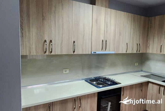 Shtepi me qera 2+1 ne Tirane - 500 Euro