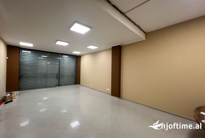 Ambient biznesi me qera 1+1 ne Tirane - 700 Euro