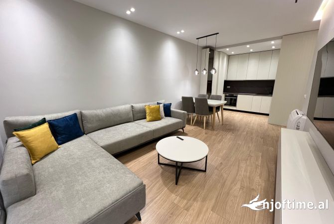 Casa in affitto 2+1 a Tirana - 1,000 Euro