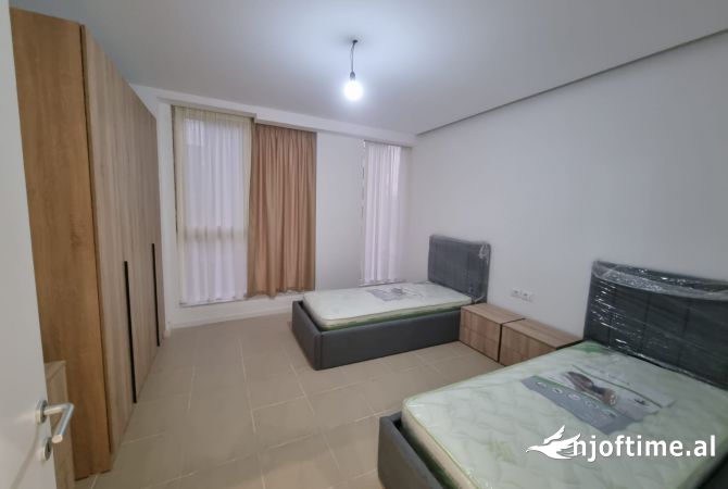 Shtepi me qera Apartament ne Tirane, 2+1, Mobilimi E mobiluar, Pagesa 649  Euro.