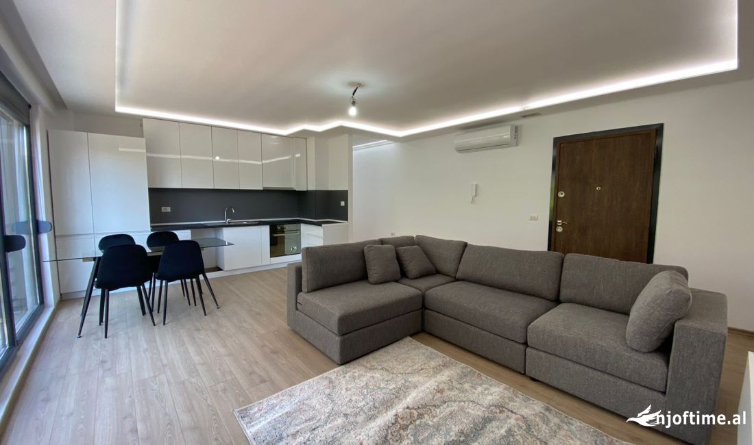 Shtepi me qera Apartament ne Tirane, 2+1, Mobilimi E mobiluar, Pagesa 850  Euro.