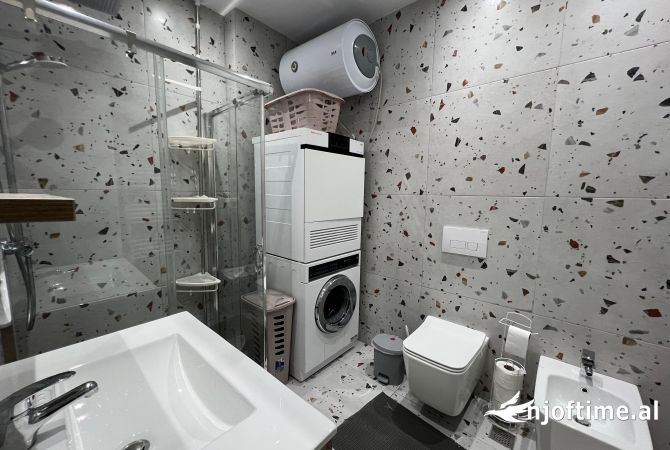 Shtepi me qera Apartament ne Tirane, 1+1, Mobilimi E mobiluar, Pagesa 600  Euro.