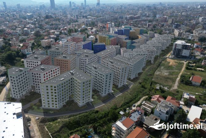 Shtepi ne shitje Apartament ne Tirane, 1+1, Mobilimi Bosh, pa mobiluar, Pagesa 95,000  Euro.