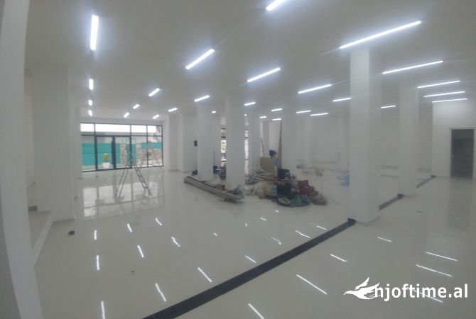 Ambient biznesi me qera 1+1 ne Tirane - 2,300 Euro