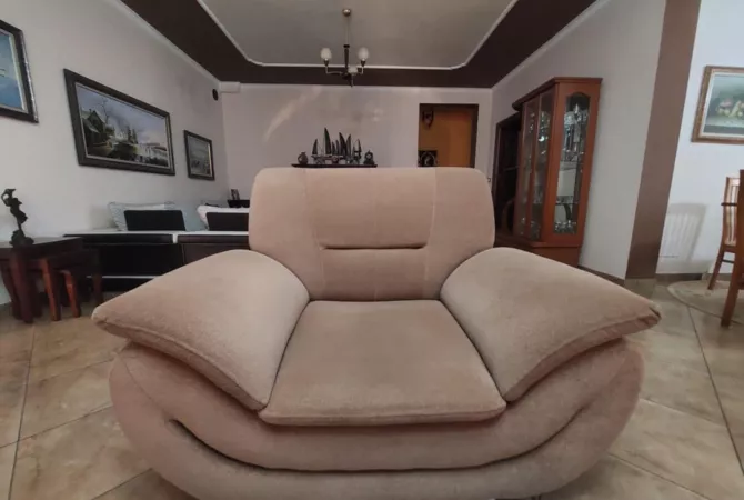 Mobili ed elettrodomestici a Tirana - 450 Euro