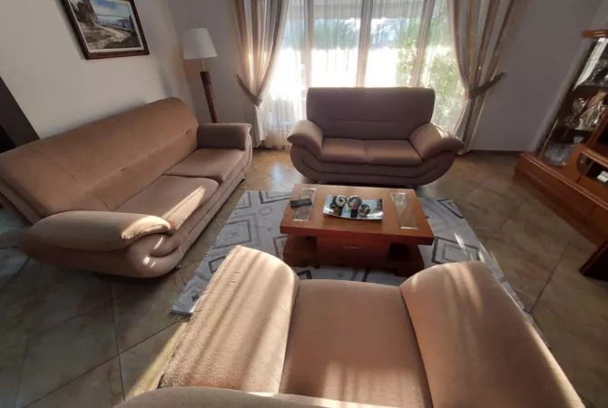 SHITEN SET KOLLTUQESH PER SALLONE