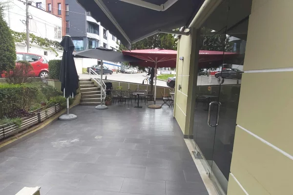 SHITET AMBIENT BIZNESI, LOKAL, TIRANE  320 000Euro / sip 140 m2