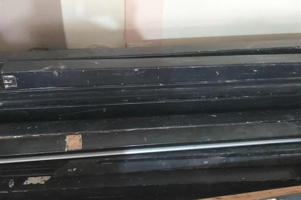 Different articles in Tirana - 350 Euro