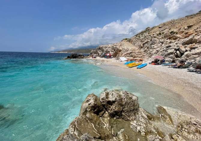 Tok 2000m2 ne shitje ne Himar .vij e par .