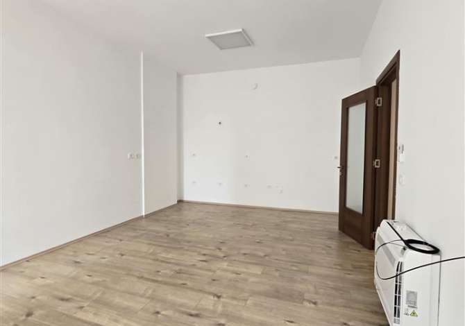 Ambient biznesi me qera 3+1 ne Tirane - 700 Euro