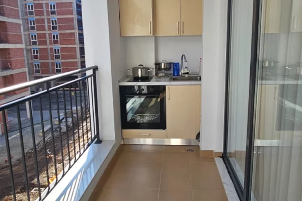 Shtepi ne shitje Apartament ne Tirane, 3+1, Mobilimi E mobiluar, Pagesa 346,380  Euro.