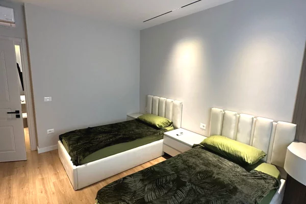 Shtepi ne shitje 2+1 ne Tirane - 260,000 Euro