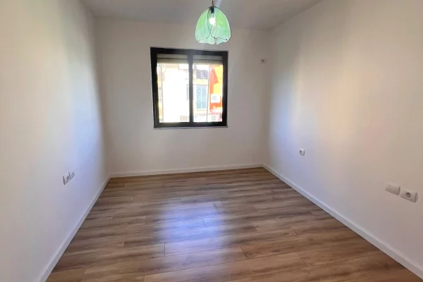 Shtepi ne shitje 2+1 ne Tirane - 165,000 Euro
