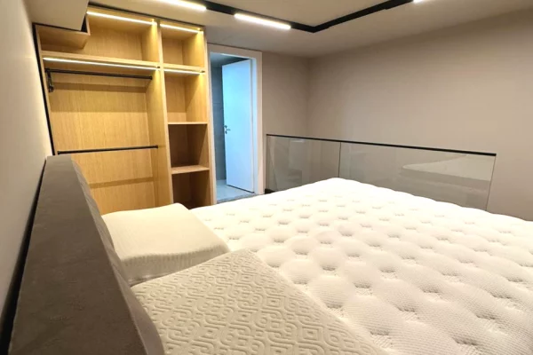 Shtepi ne shitje Apartament ne Tirane, 1+1, Mobilimi E mobiluar, Pagesa 122,000  Euro.