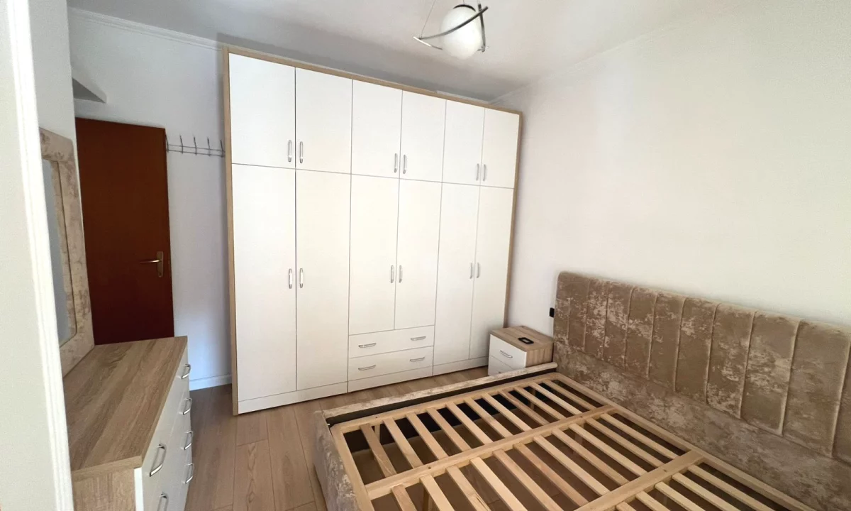 Apartment for rent in Tirana 1+1, In Part