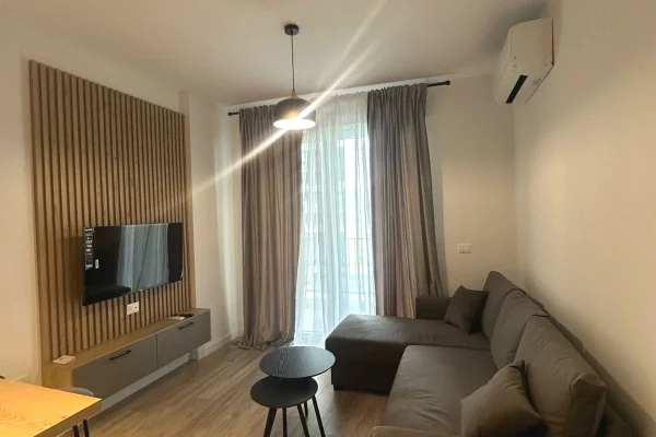 Shtepi me qera 1+1 ne Tirane - 400 Euro