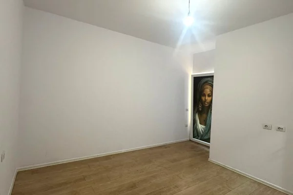 🏢 Jepet me Qira Apartament 2+1+2 – Rruga e Kosovareve, Tirane