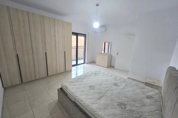 Shtepi me qera Apartament ne Tirane, 1+1, Mobilimi E mobiluar, Pagesa 500  Euro.