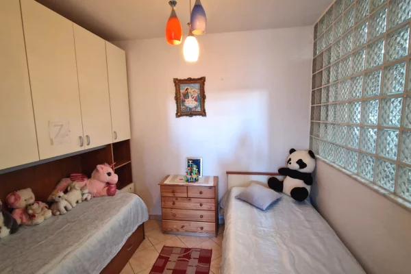 Shtepi ne shitje 3+1 ne Tirane - 260,000 Euro
