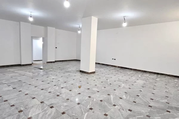 Ambient biznesi me qera 1+1 ne Tirane - 3,000 Euro