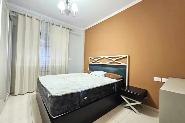 Shtepi me qera Apartament ne Tirane, 1+1, Mobilimi E mobiluar, Pagesa 750  Euro.