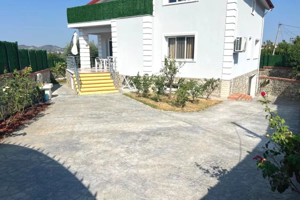 House for Rent 5+1 in Tirana - 1,200 Euro