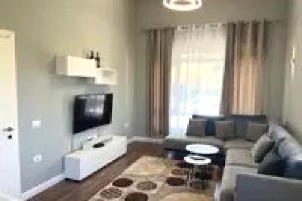 House for Rent 5+1 in Tirana - 1,200 Euro