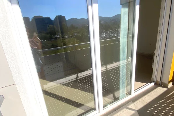 Ambiente Commerciale in Affitto 3+1 a Tirana - 850 Euro