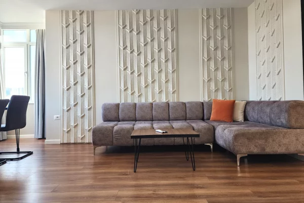 Shtepi ne shitje 2+1 ne Tirane - 320,000 Euro