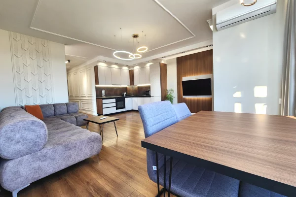 Shtepi ne shitje 2+1 ne Tirane - 320,000 Euro