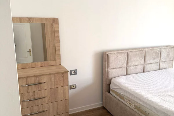 Shtepi me qera 1+1 ne Tirane - 480 Euro