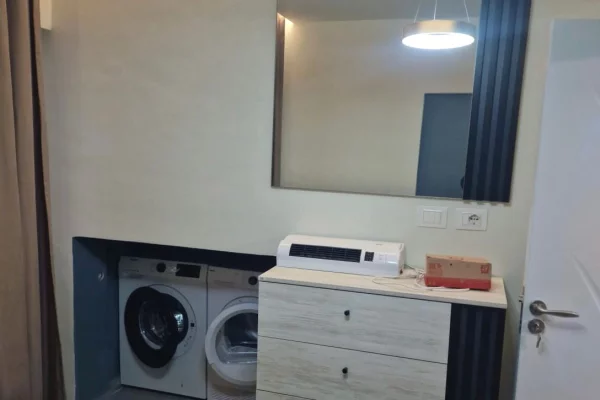 Shtepi me qera Apartament ne Tirane, 2+1, Mobilimi E mobiluar, Pagesa 700  Euro.
