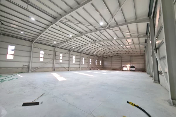 Ambient biznesi me qera 4+1 ne Tirane - 4,500 Euro