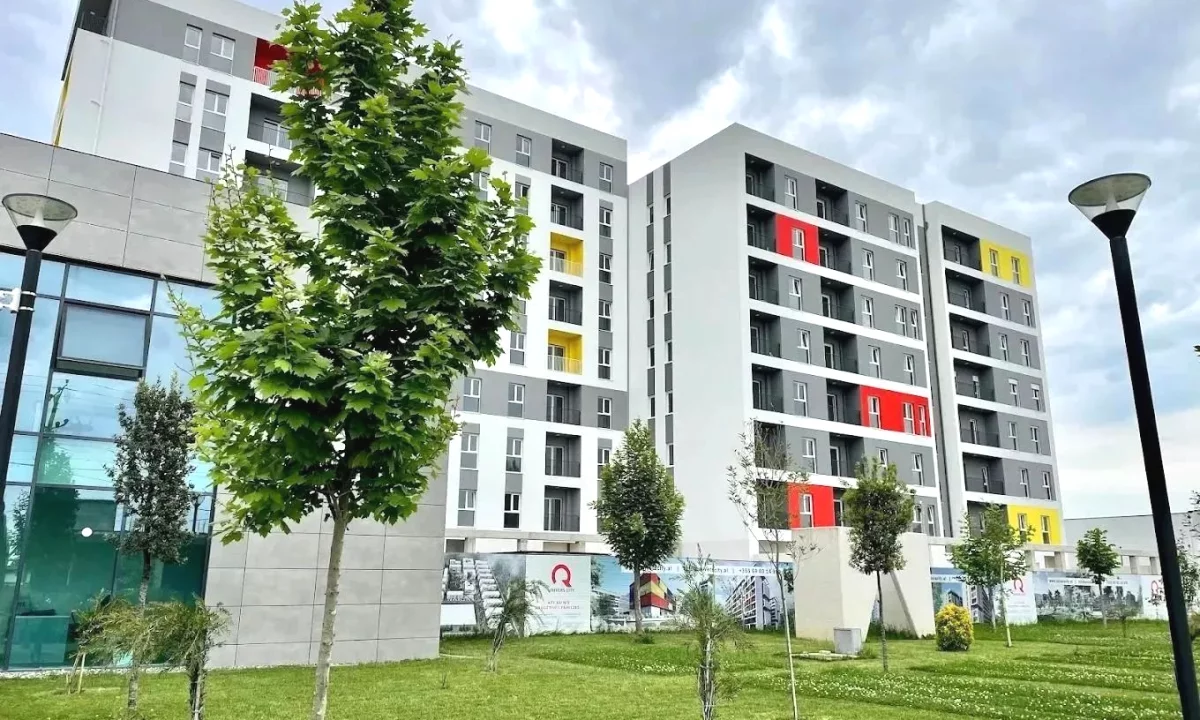 Shtepi ne shitje Apartament ne Tirane, 2+1, Mobilimi Pjeserisht e mobiluar, Pagesa 116,300  Euro.