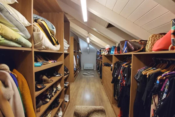 Shtepi ne shitje Vila Luksoze ne Tirane, 5+1, Mobilimi E mobiluar, Pagesa 1,150,000  Euro.