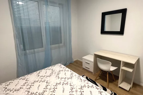Shtepi me qera Apartament ne Tirane, 2+1, Mobilimi E mobiluar, Pagesa 750  Euro.